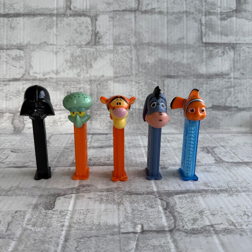 Nostalgia Kidcore Y2K Retro Nerdcore Cartoon Cute Pop Culture PEZ Toy Lot -Flaw